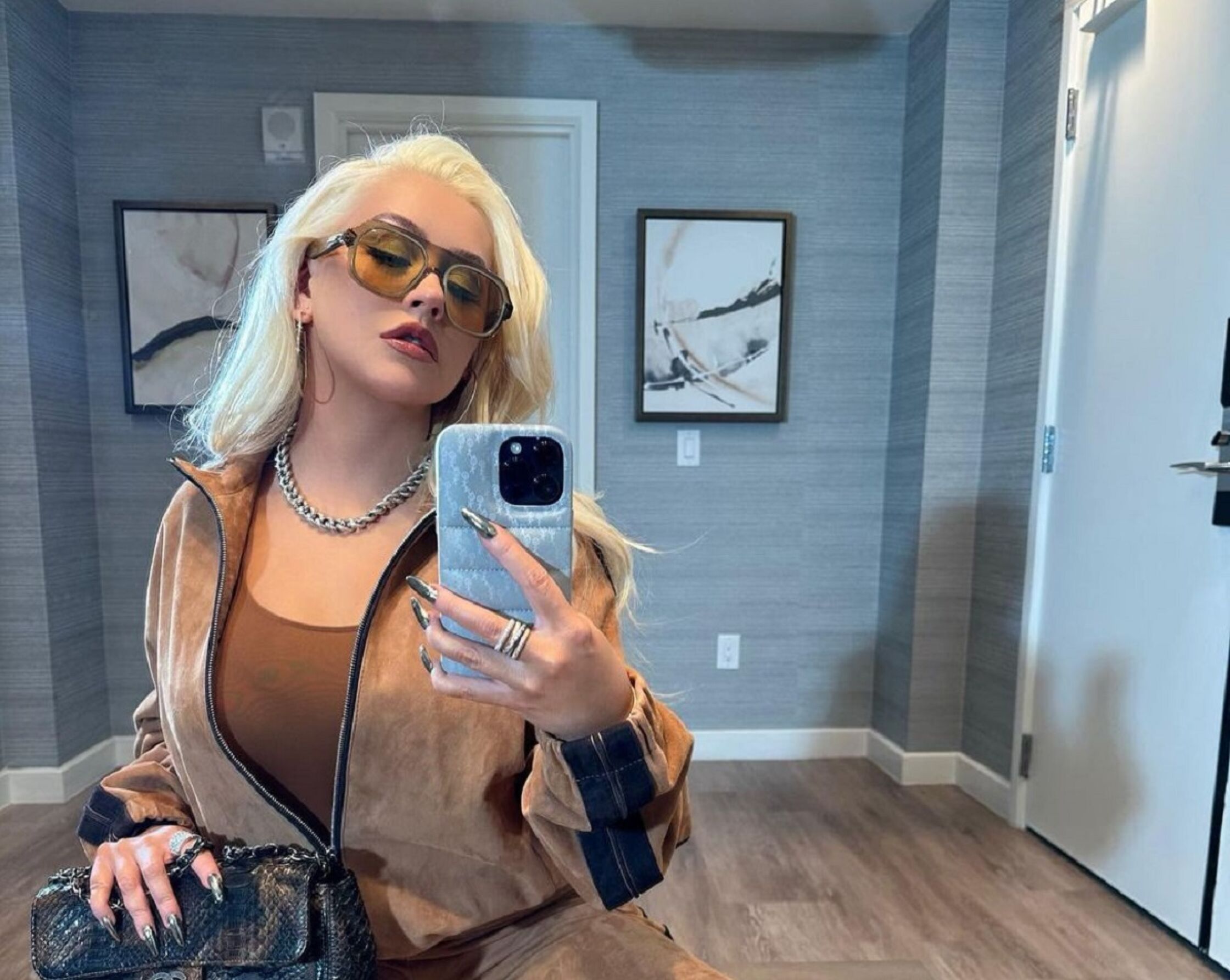 Cantora Christina Aguilera explosiva: "consigo ter orgasmos de quatro formas diferentes"