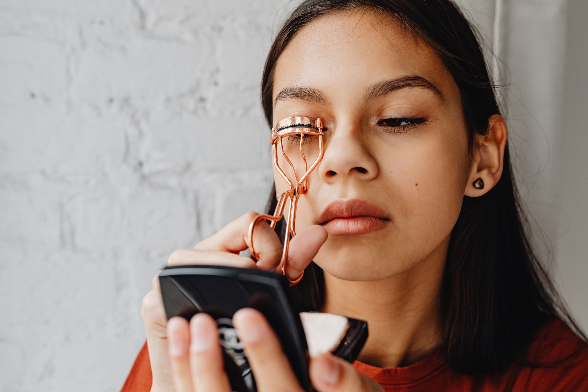 5 passos para utilizar um revirador de pestanas